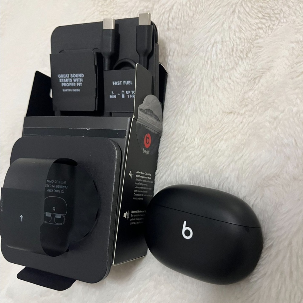 Beats Studio buds